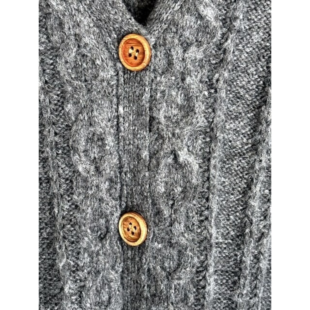 Natural Life Women Oversized Gray Cable Knit Button Front Cardigan Sweater M NWT - Picture 6 of 8